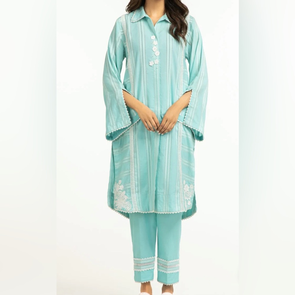 Leno Kara Embellished Co-Ord Set for Women by Gul Ahmed in M size